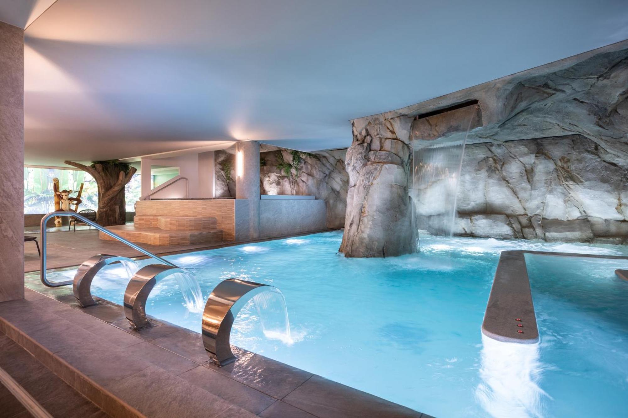 Golden Tulip Aix Les Bains - Hotel & Spa Aix-les-Bains Exteriér fotografie